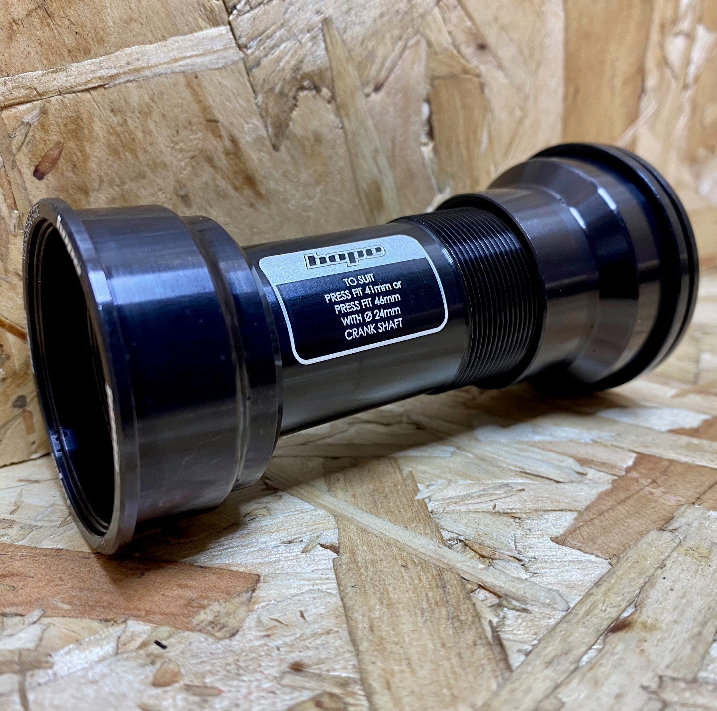 Support Inférieur PressFit 41 Hope Pour Fat Bikes - Roulements Scellés Acier Inox